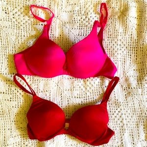 Two lovely Victoria’s Secret Bras both size 34A